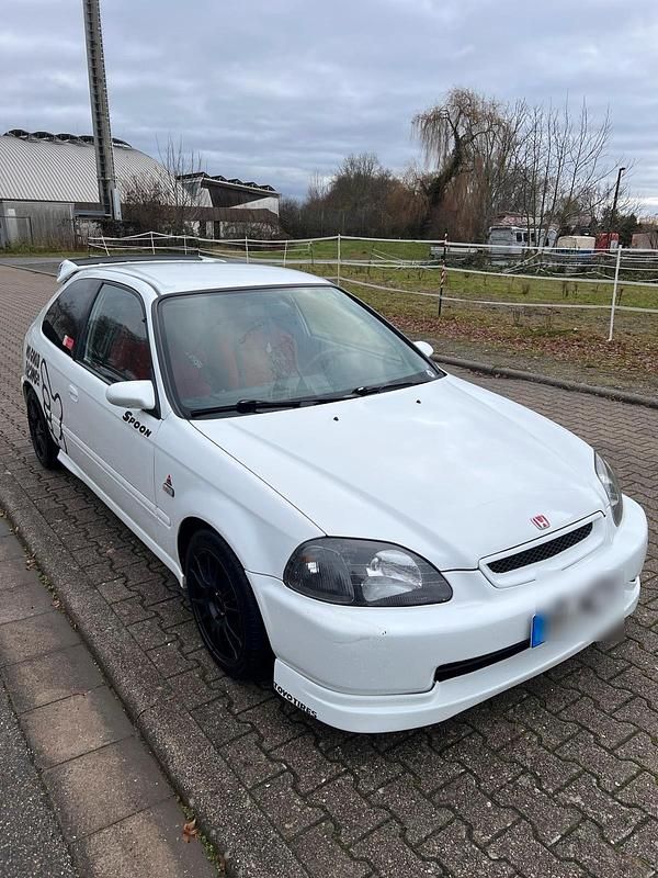 Weiß Gebraucht 1998 Honda Civic Kleinwagen | 13.200 € - Bild 1/4