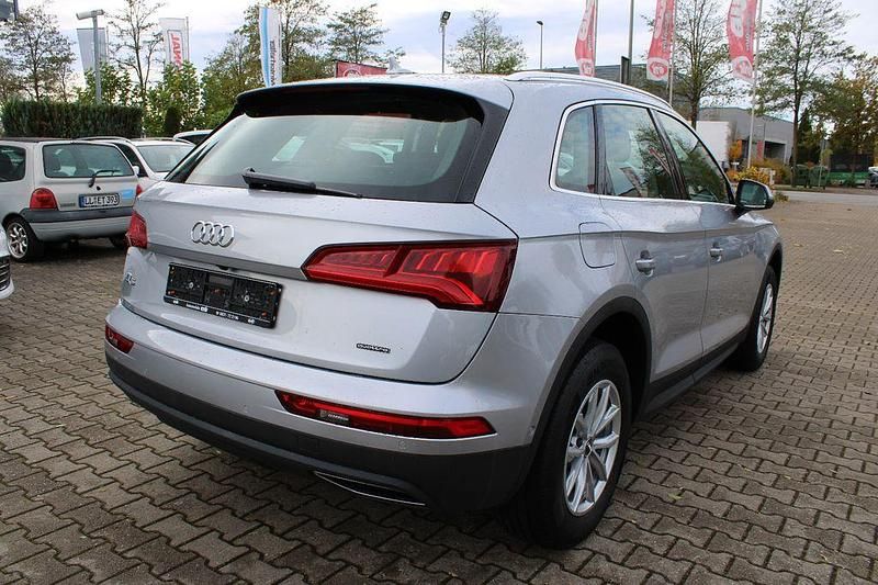Gebraucht Audi Q5 Sport 190 PS (139 kW) 2017 Silber SUV
