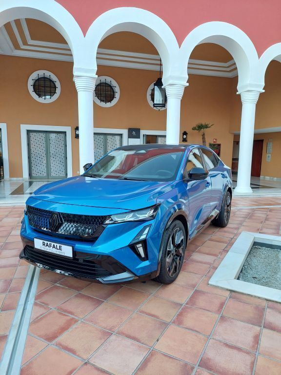 Gebraucht Renault Rafale Esprit Alpine 200 PS (147 kW) 2024 Blue metallic SUV