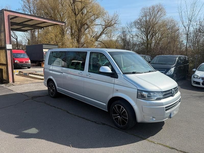 Second-hand VW Caravelle 140 CP (102 kW) 2012 Argintiu Van