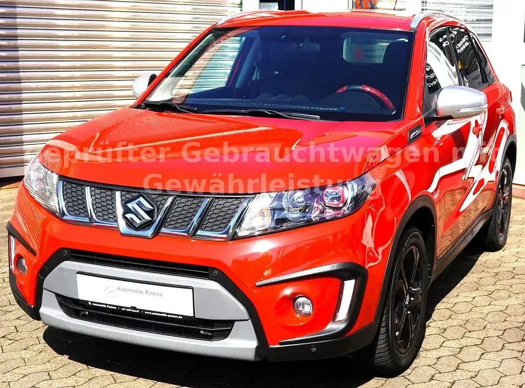Gebraucht Suzuki Vitara 140 PS (102 kW) 2017 Rot SUV