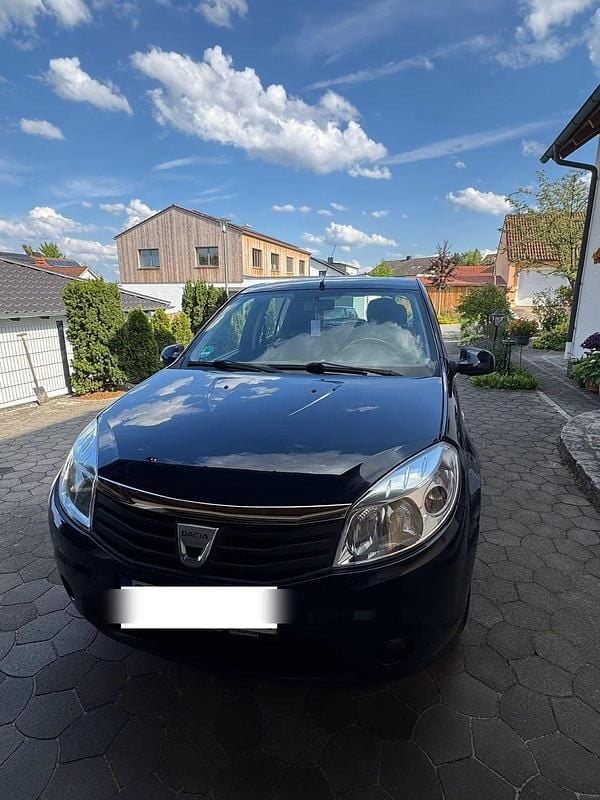 Blau Gebraucht 2010 Dacia Sandero Kleinwagen | 3.100 € - Bild 1/4