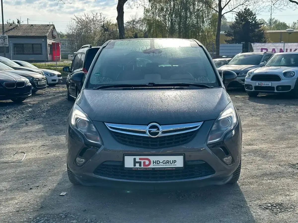 Gebraucht Opel Zafira Tourer Innovation 165 PS (121 kW) 2012 Grau Van / Kleinbus