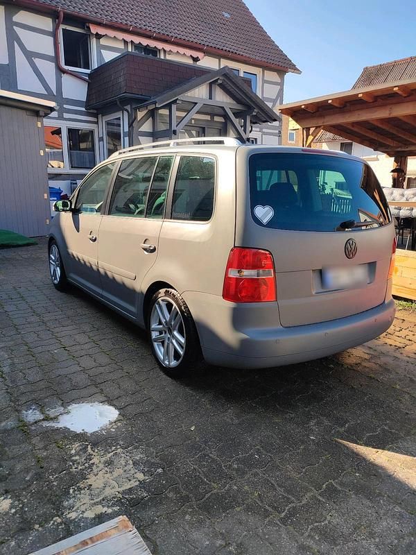 Gebraucht VW Touran 105 PS (77 kW) 2005 Grau Van / Kleinbus