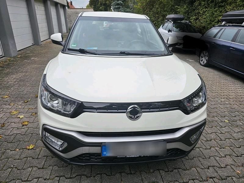 Weiß Gebraucht 2018 Ssangyong (KGM) XLV SUV | 9.000 € (Superpreis) - Bild 1/4