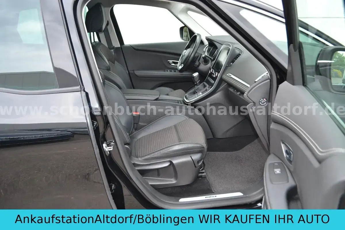 Gebraucht Renault Scénic IV Bose Edition 120 PS (88 kW) 2019 Schwarz metallic Van / Kleinbus