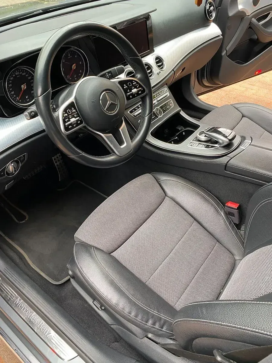 Brugt Mercedes E220 194 HK (142 kW) 2019 Grå Sedan