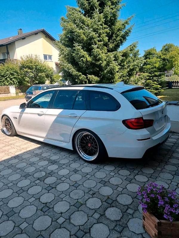 Używany BMW 520 Performance 184 KM (135 kW) 2013 Biały Kombi