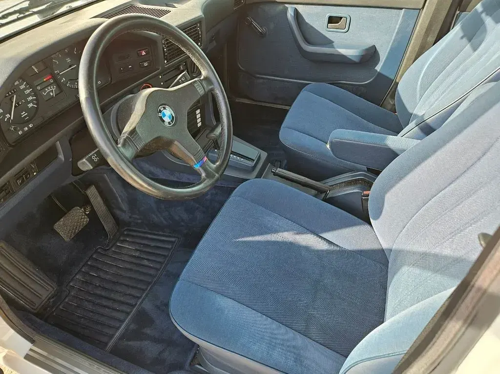 Gebraucht BMW 535 218 PS (160 kW) 1986 Weiß Limousine