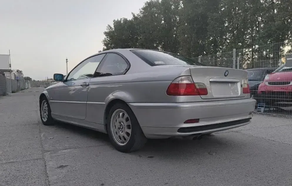Gebraucht BMW 320 Shadowline 170 PS (125 kW) 2001 Silber Coupé
