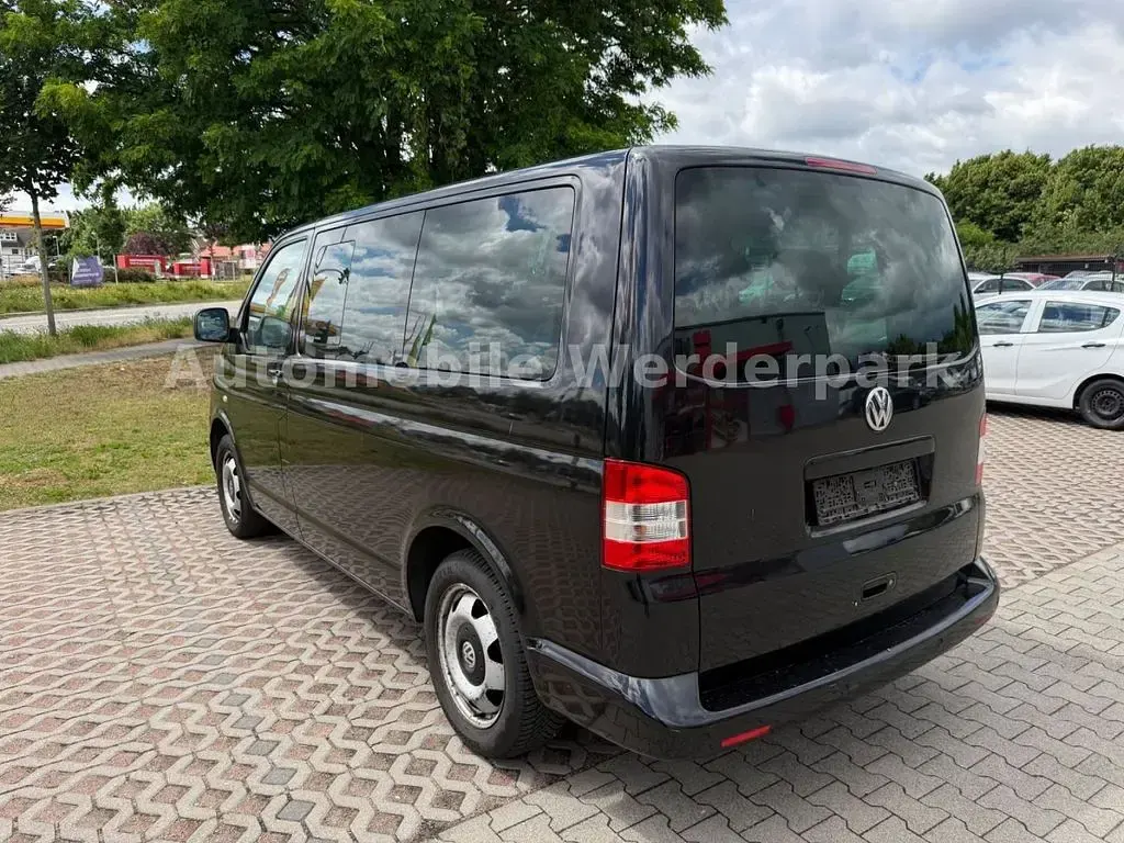 Gebraucht VW Caravelle Comfortline 131 PS (96 kW) 2009 Schwarz Van