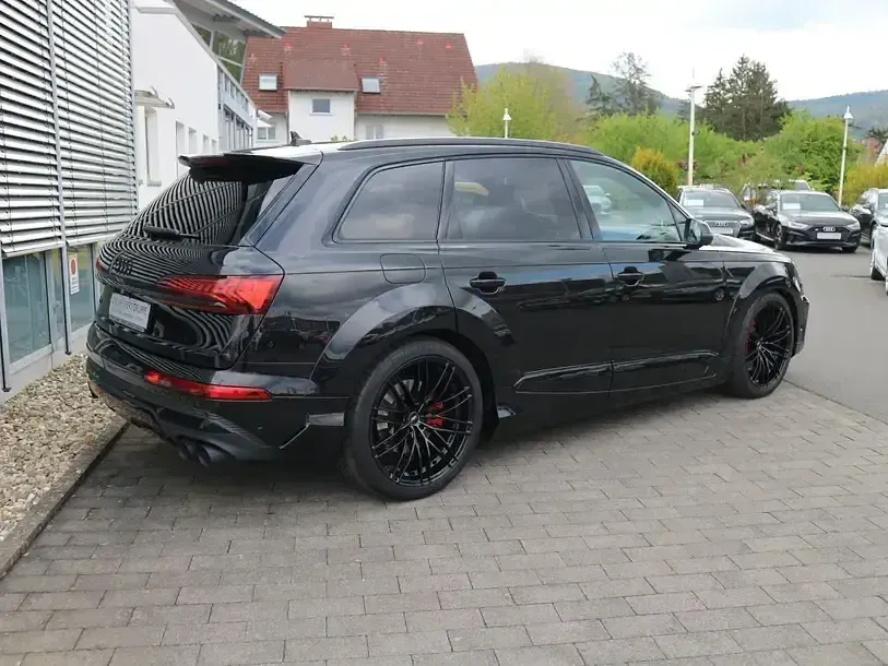 Gebraucht Audi SQ7 Sport 787 PS (578 kW) 2025 Pantherschwarz kristalleffekt SUV