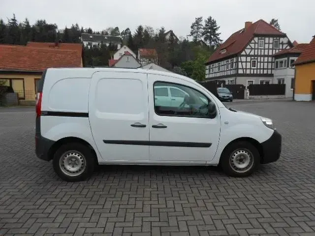 Gebraucht Renault Kangoo Experience 90 PS (66 kW) 2016 Weiß Van / Kleinbus