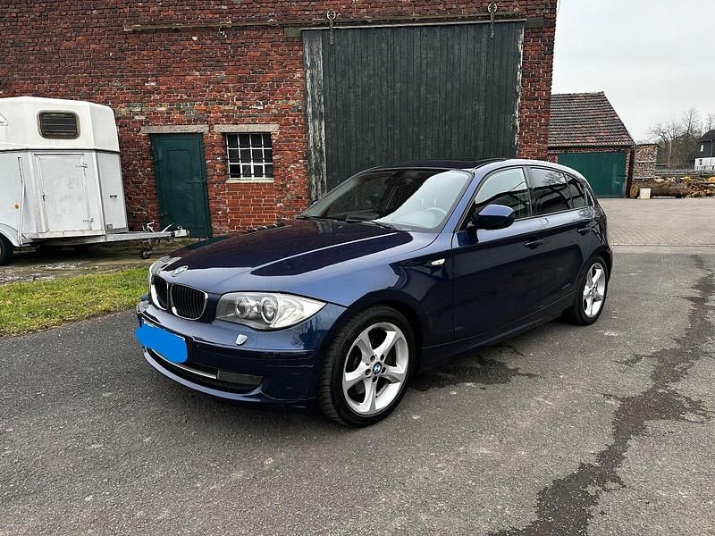 Gebraucht BMW 123 204 PS (150 kW) 2010 Blau Kleinwagen