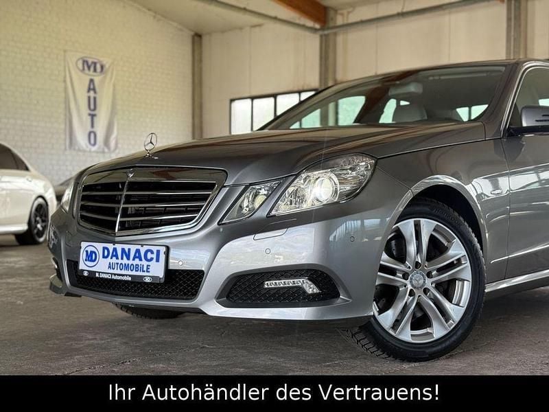 Gebraucht Mercedes E350 292 PS (214 kW) 2009 Silber Limousine