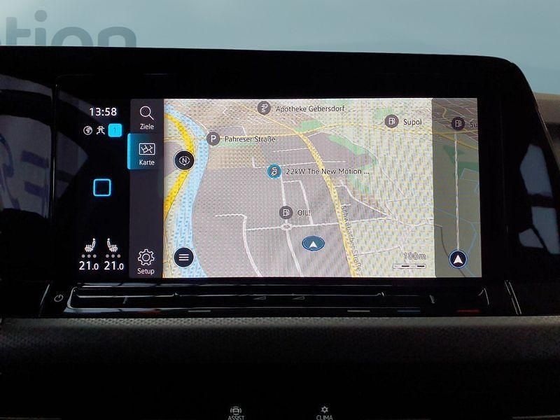 Gebraucht VW Golf VIII 150 PS (110 kW) 2022 Weiß Kleinwagen