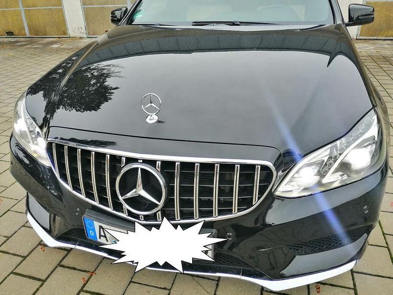 Schwarz Gebraucht 2013 Mercedes E350 Limousine | 22.700 € (Teuer) - Bild 1/4