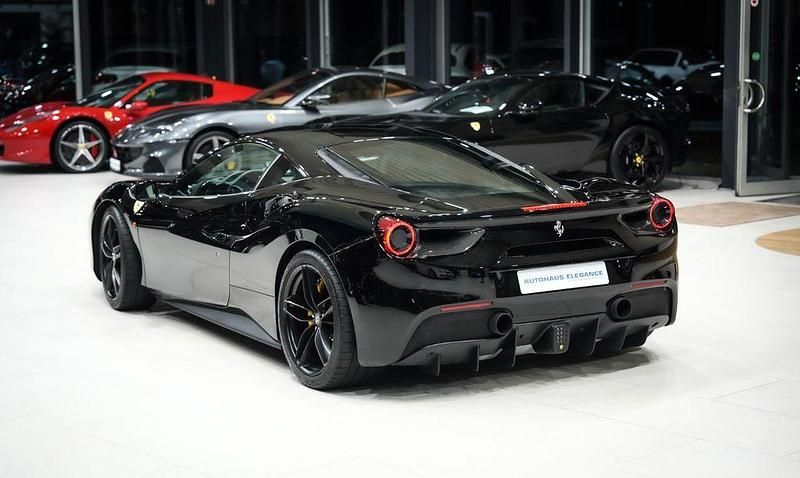 Gebraucht Ferrari 488 670 PS (492 kW) 2017 Schwarz Coupé