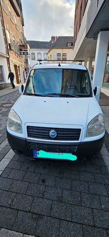 Gebraucht Fiat Doblò 105 PS (77 kW) 2007 Weiß Van / Kleinbus