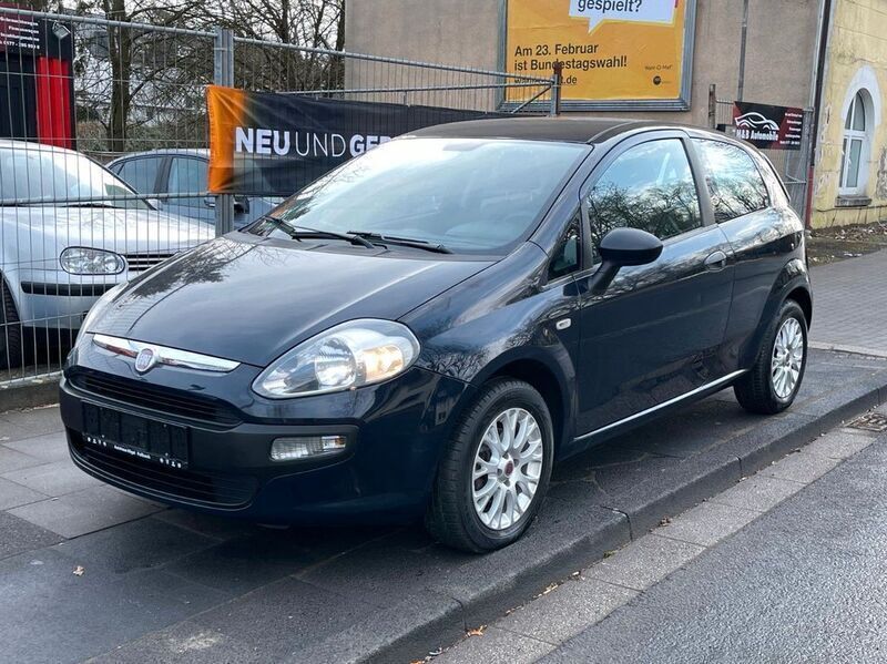 Blau Gebraucht 2010 Fiat Punto Evo Kleinwagen | 2.990 € (Fairer Preis) - Bild 1/4