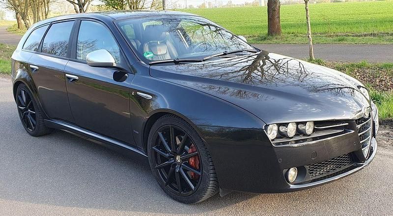 Gebraucht Alfa Romeo 159 Ti 260 PS (191 kW) 2010 Schwarz Limousine