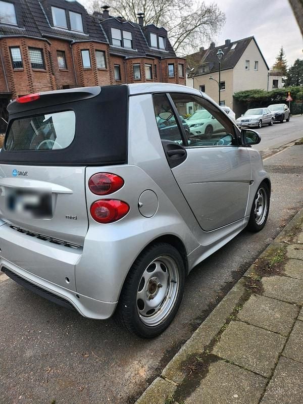 Gebraucht Smart ForTwo Cabrio Passion 71 PS (52 kW) 2012 Silber Cabrio