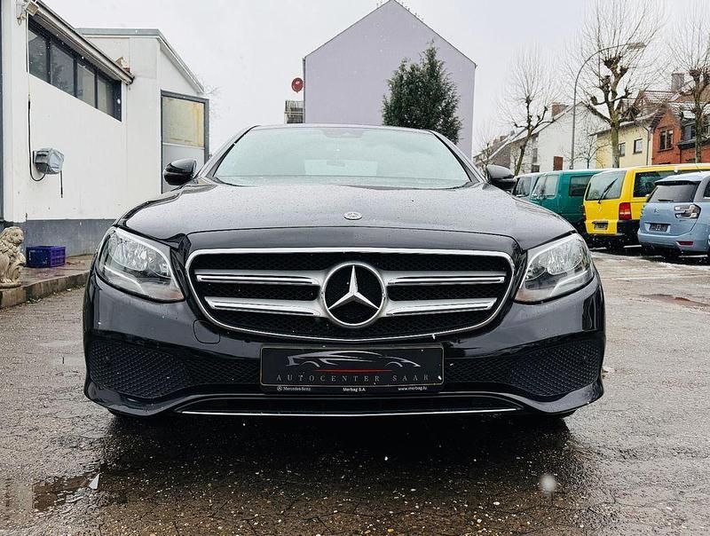 Gebraucht Mercedes E200 150 PS (110 kW) 2018 Schwarz Limousine
