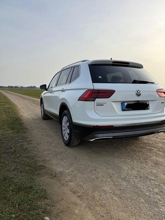 Gebraucht VW Tiguan Allspace 200 PS (147 kW) 2021 Weiß SUV