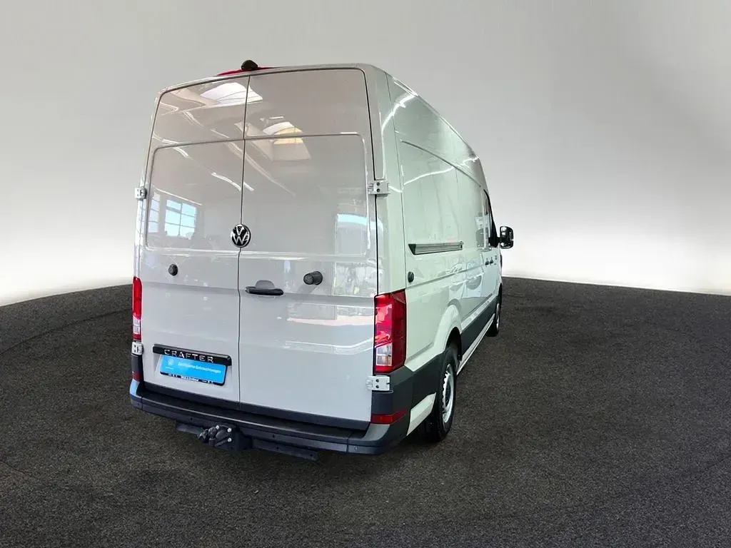 Gebraucht VW Crafter 140 PS (102 kW) 2025 Ascot grau Van