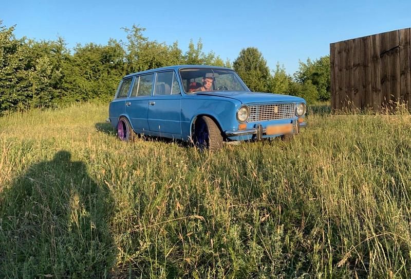 Gebraucht Lada 2102 72 PS (52 kW) 1972 Blau Kombi