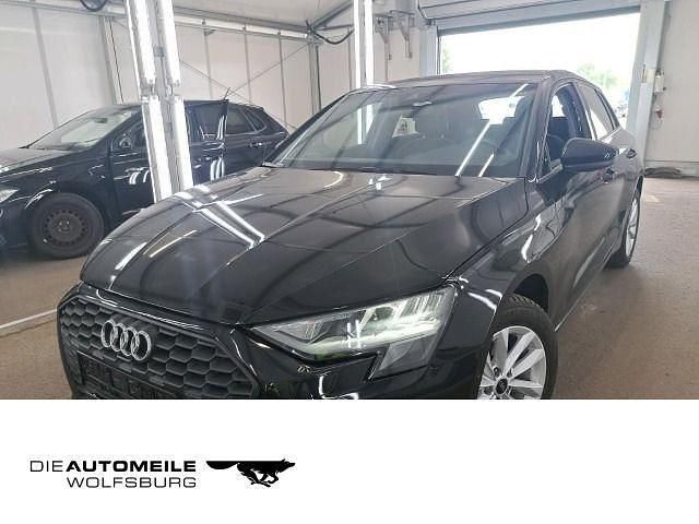 Mythosschwarz metallic (metallic) Gebraucht 2023 Audi A3 Sportback Limousine | 24.690 € (Guter Preis) - Bild 1/4