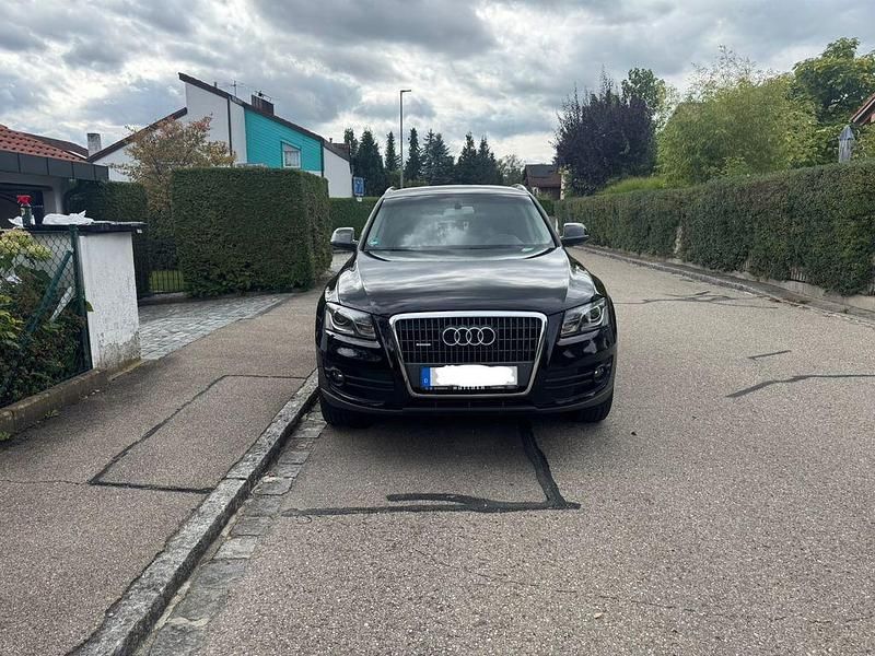 Schwarz Gebraucht 2010 Audi Q5 SUV | 12.000 € - Bild 1/4