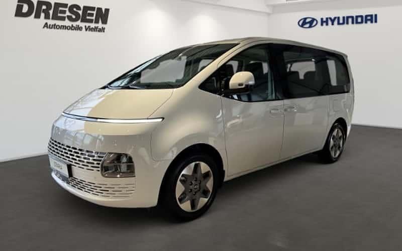 Weiss Neu 2025 Hyundai Staria Trend Van | 45.850 € (Guter Preis) - Bild 1/4
