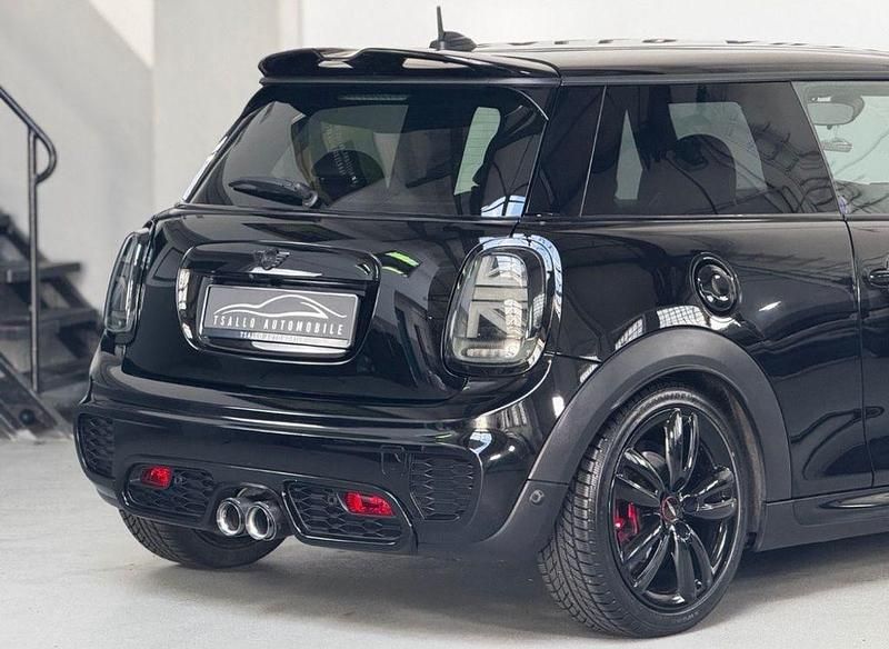 Gebraucht Mini John Cooper Works 231 PS (169 kW) 2016 Schwarz Kleinwagen