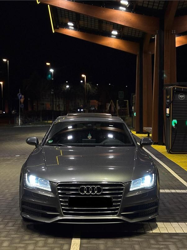 Gebraucht Audi A7 Comfort 245 PS (180 kW) 2012 Grau Kleinwagen