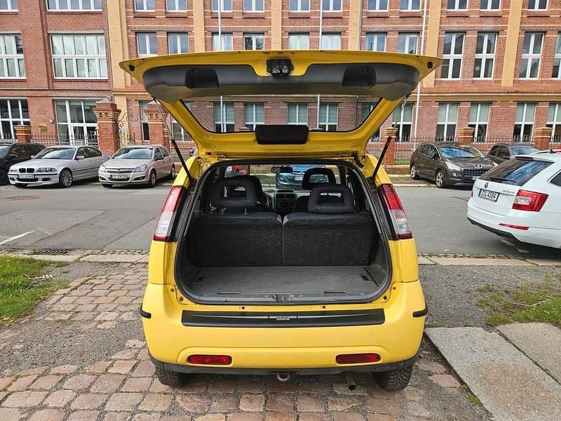 Gebraucht Suzuki Ignis 83 PS (61 kW) 2002 Gelb Kleinwagen