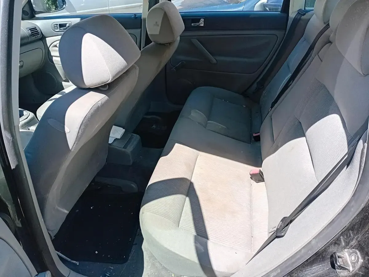 Gebraucht VW Passat 131 PS (96 kW) 2004 Schwarz Limousine