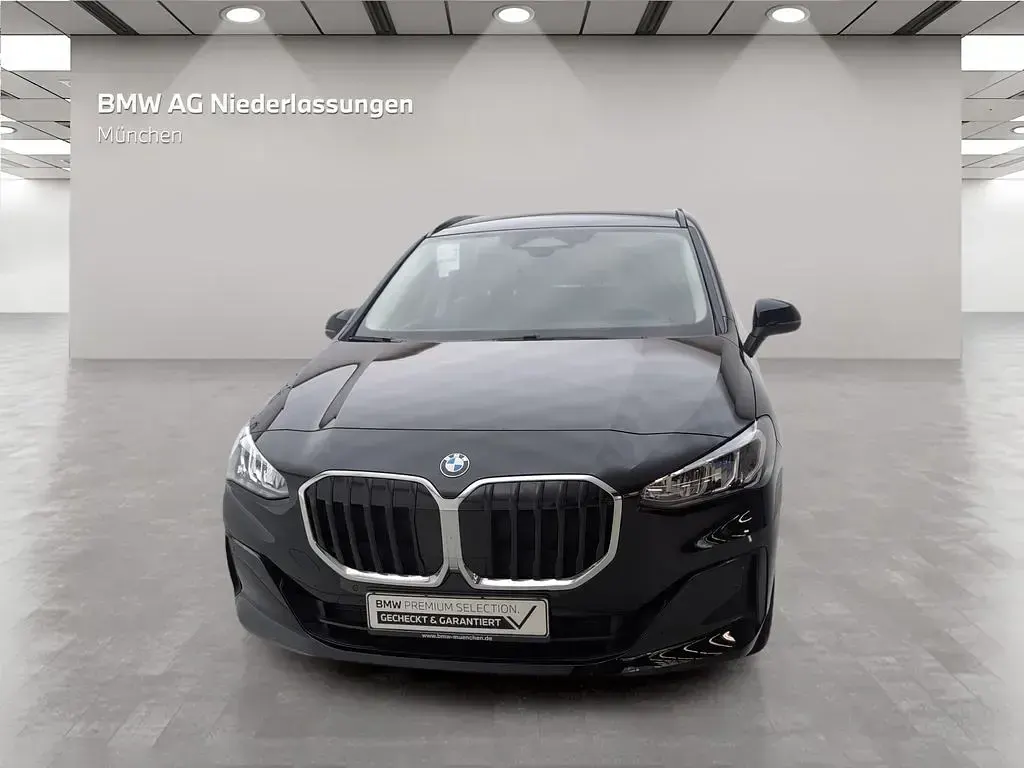 Gebraucht BMW 216 Active Tourer 122 PS (89 kW) 2025 Schwarz Van / Kleinbus