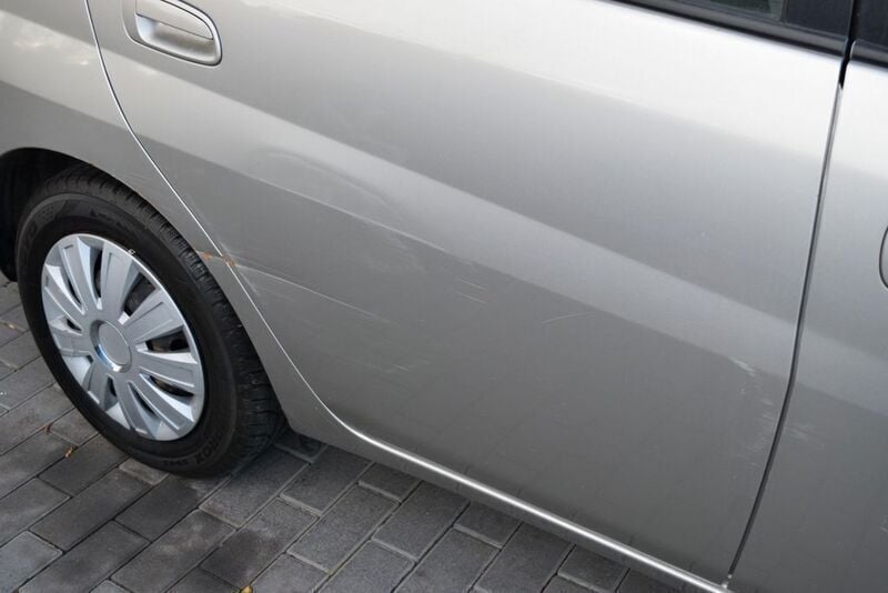 Gebraucht Toyota Prius 72 PS (52 kW) 2001 Silber Kleinwagen