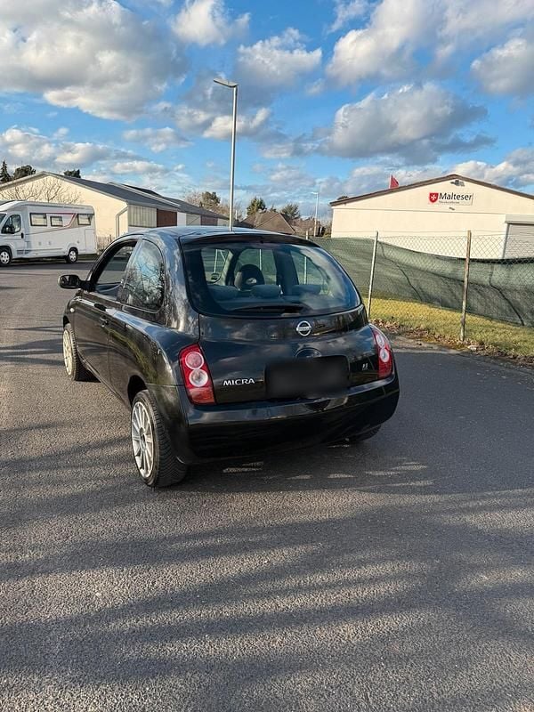 Gebraucht Nissan Micra 65 PS (47 kW) 2003 Schwarz Kleinwagen