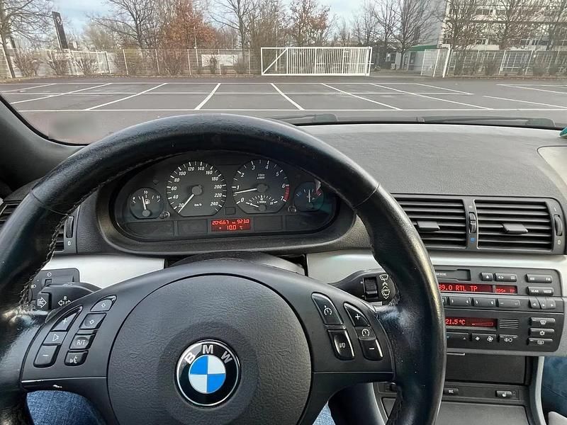 Gebraucht BMW 320 Cabriolet 170 PS (125 kW) 2001 Blau Cabrio