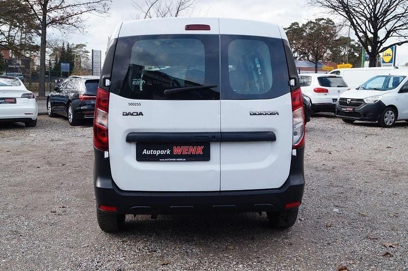 Gebraucht Dacia Dokker Acces 102 PS (75 kW) 2019 Weiß Van / Kleinbus