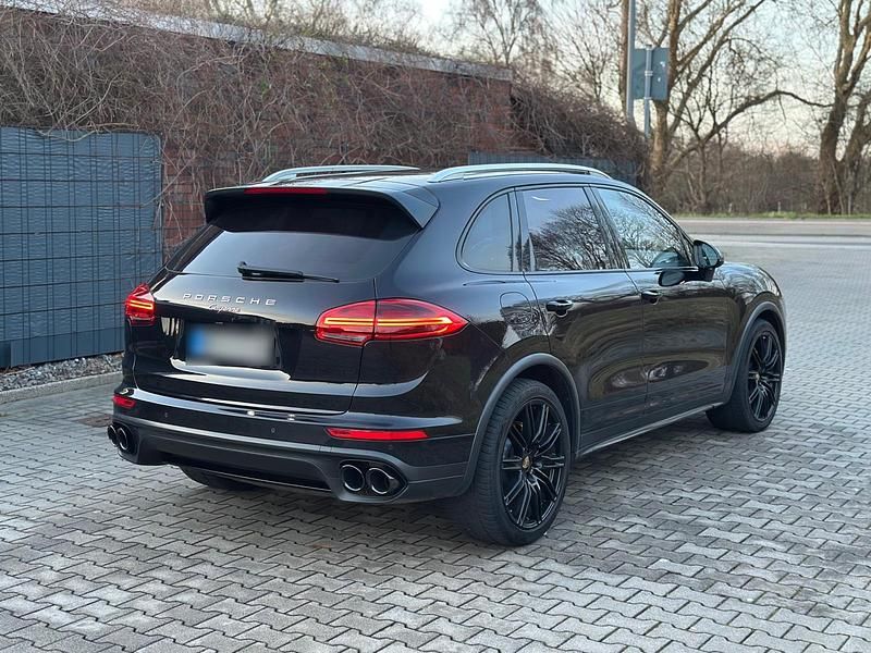 Gebraucht Porsche Cayenne Chrono 262 PS (192 kW) 2014 Schwarz SUV