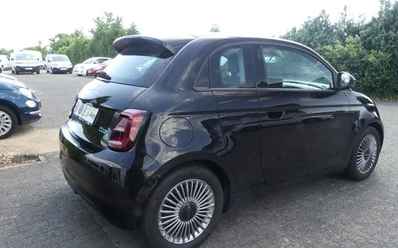 Gebraucht Fiat 500e Icon 86 kW (118 PS) 2022 Schwarz Kleinwagen