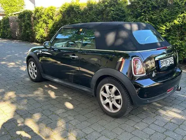 Gebraucht Mini Cooper Cabriolet 120 PS (88 kW) 2009 Black night Cabrio