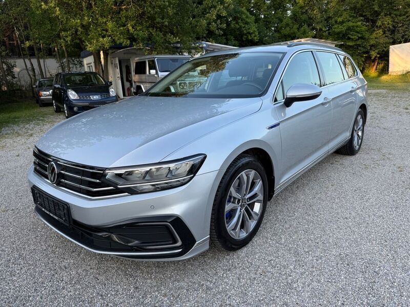 Silber Gebraucht 2021 VW Passat Business Kombi | 16.500 € (Superpreis) - Bild 1/4