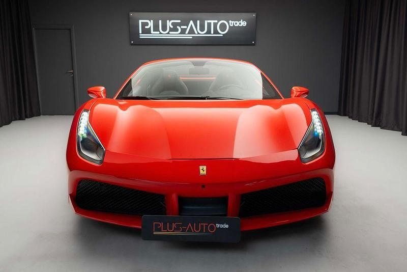 Second-hand Ferrari 488 707 CP (519 kW) 2019 Roșu Cabrio