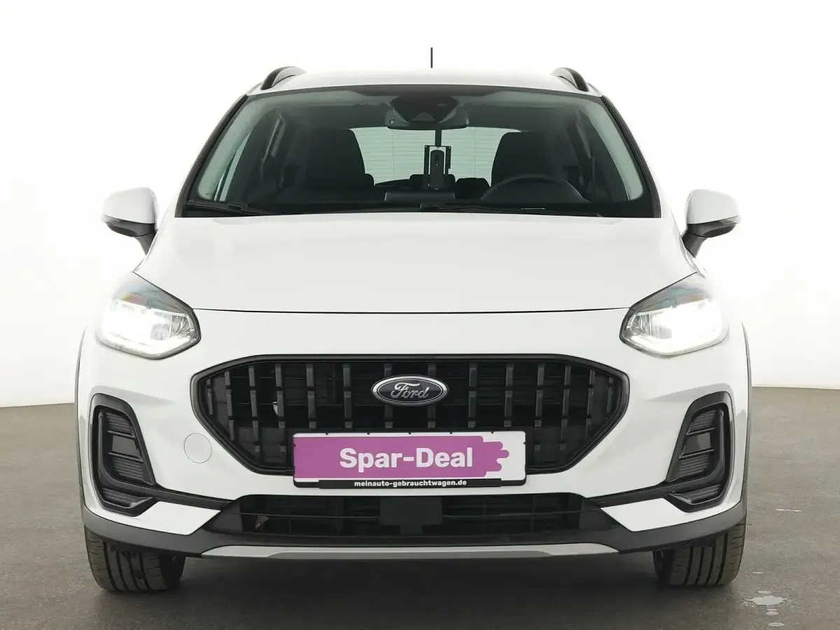 Używany Ford Fiesta Active 125 KM (91 kW) 2022 Biały Sedan/Limuzyna