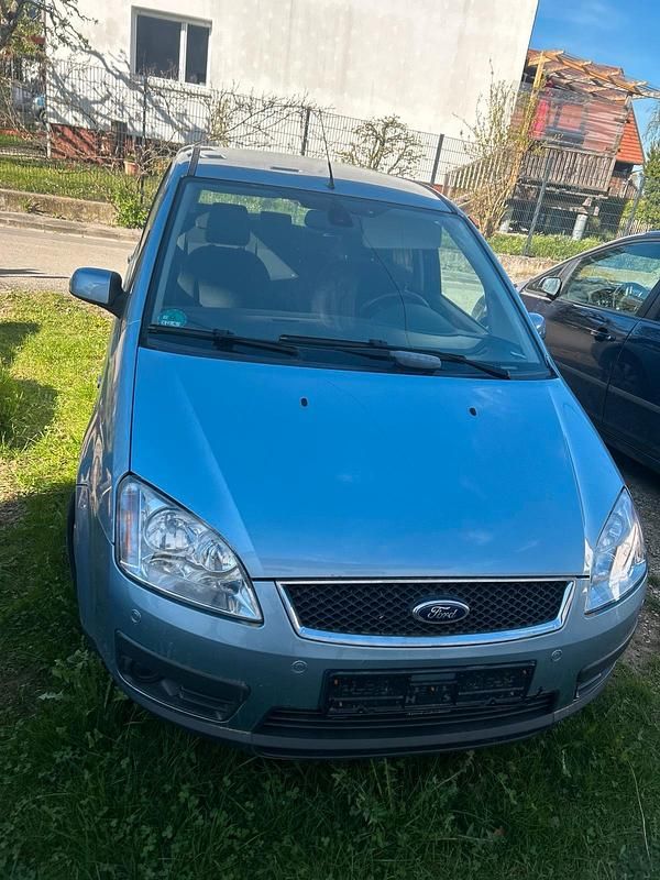 Second-hand Ford Focus 120 CP (88 kW) 2003 Albastru Break