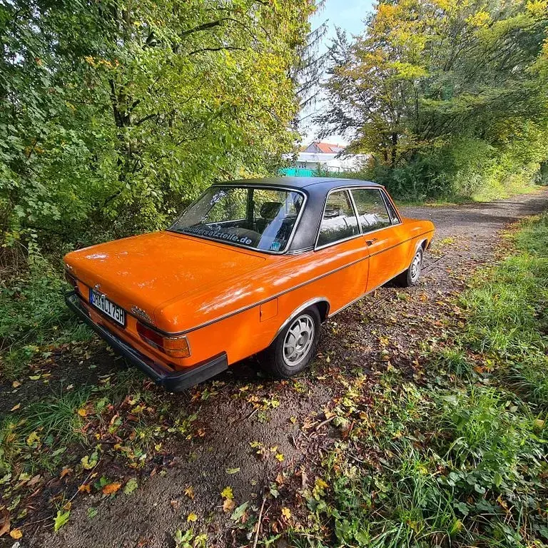 Gebraucht Audi 100 111 PS (81 kW) 1975 Orange Limousine